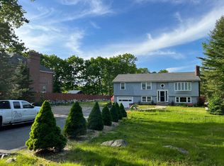 107 Sanborn Ln, Reading, MA 01867