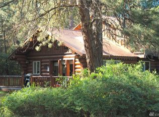 24 Wolf Ridge Ln, Winthrop, WA 98862