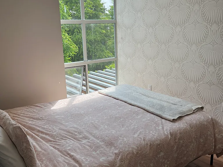 2288 Marstrand Ave — Photo 12