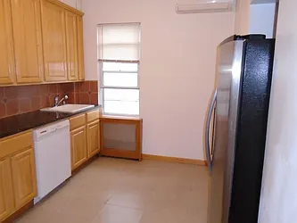 Rented by 18 REALTY