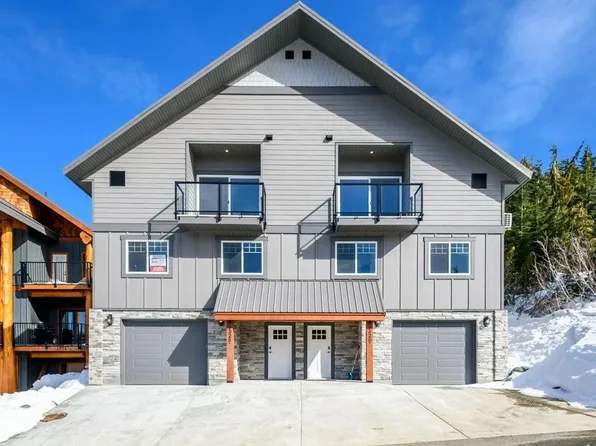 1328 Nordic Dr #B, Courtenay, BC V9J 1L0
