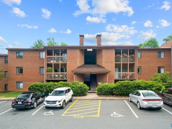 116 Turtle Creek Rd APT 11, Charlottesville, VA 22901