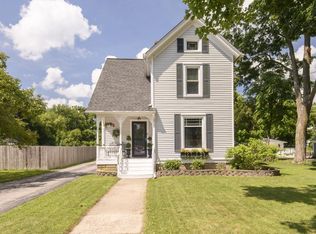 2954 Union St, East Troy, WI 53120