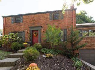 138 Woodland Dr, Mt Lebanon, PA 15228
