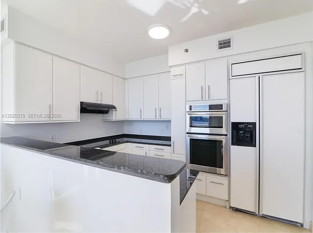 19333 Collins Ave #1907 — Photo 19