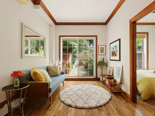 198 Monitor St APT 1B, Brooklyn, NY 11222