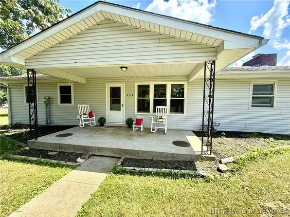 8514 Brownstown Road, Henryville, IN 47126