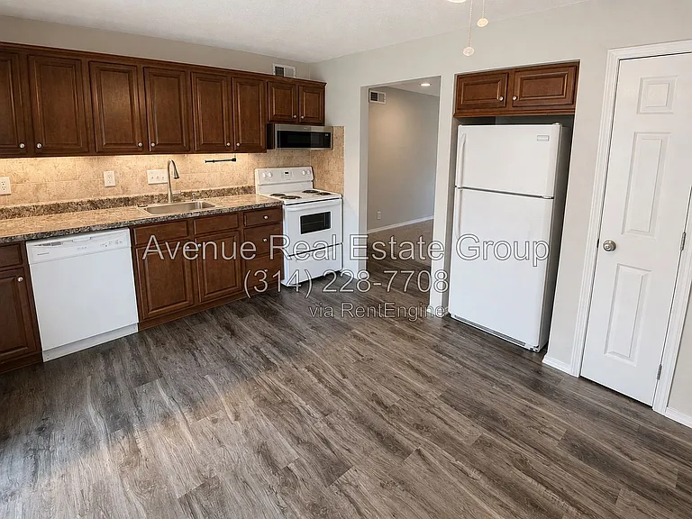 21 Pretoria Dr #D — Photo 5