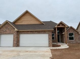 11609 NW 108th Ter, Yukon, OK 73099