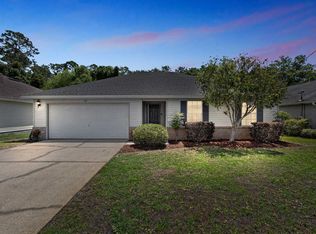 82 Stowe Rd, Mary Esther, FL 32569