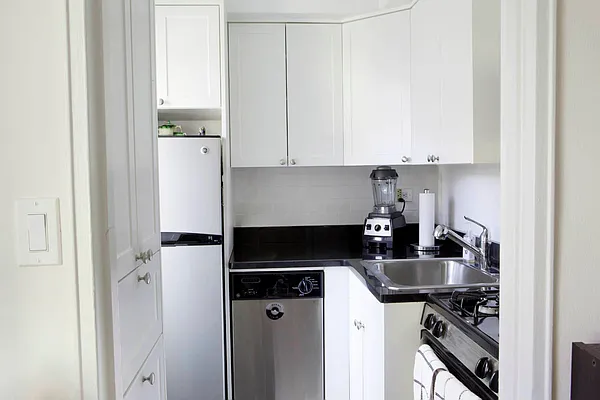 Rented by Keller Williams NYC | media 24