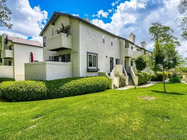 1262 River Glen Row Unit 19, San Diego, CA 92111