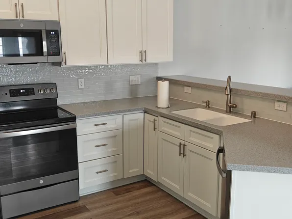 6911 53rd St Unit 135, Kenosha, WI 53144