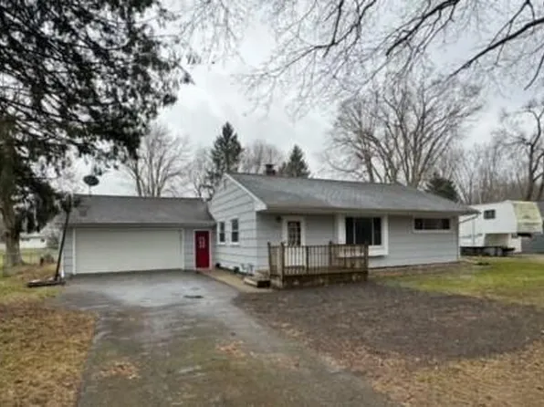 2761 Vrooman Rd, Jackson, MI 49203