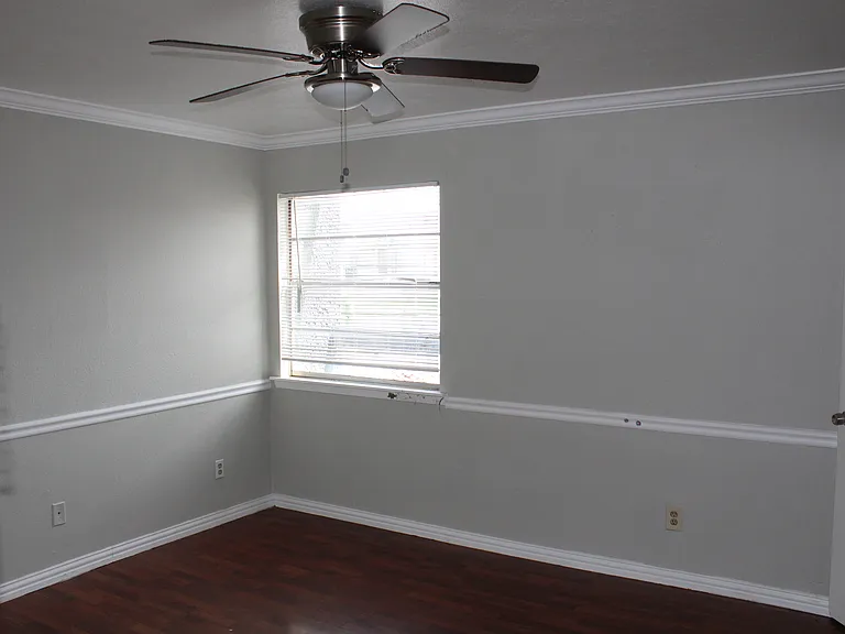 2710 Community Dr #209 — Photo 14