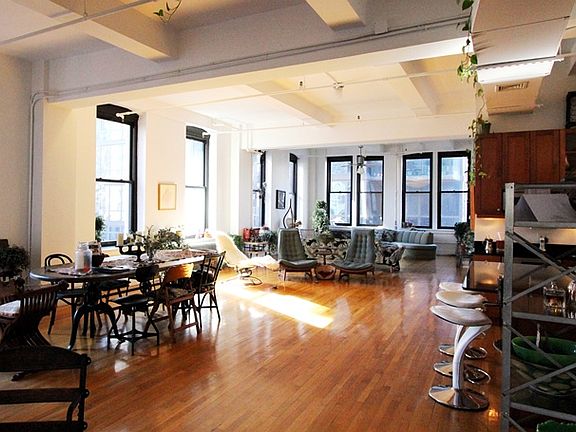 4th image of 110 W 25th St APT 7