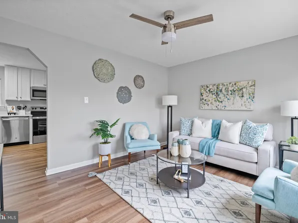 29568 Jennifer Dr, Mechanicsville, MD 20659