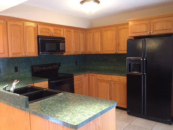 4th image of 4122 Loire Dr APT A