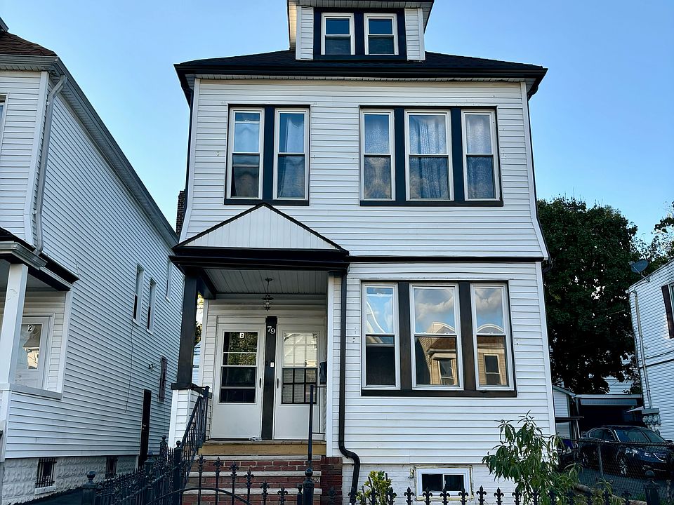 1st image of 79 Crawford St #1