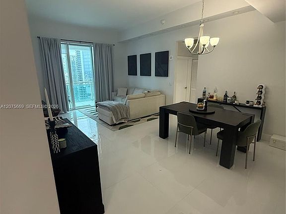 5th image of 951 Brickell Ave APT 4105