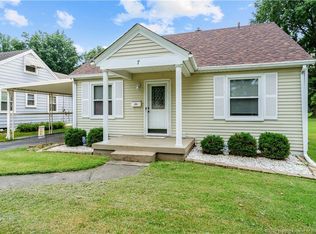 7 Mann Ct, New Albany, IN 47150
