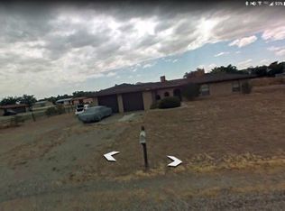 5203 Singer Rd, Las Cruces, NM 88007