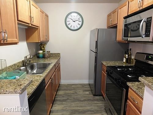 1st image of 4016 Cloverlane Dr