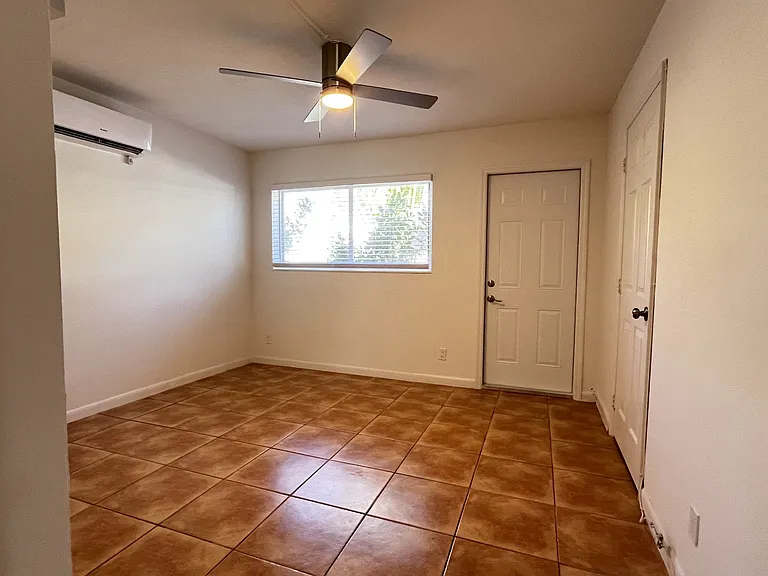 1440 Miami Rd — Photo 18