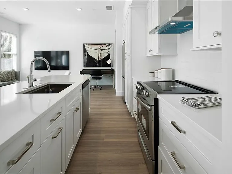 9040 Main St #116 — Photo 16