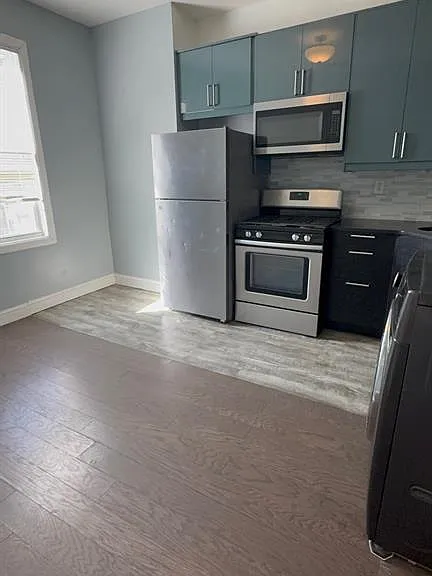 121 Carteret Ave — Photo 4