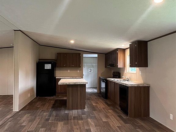 5th image of 125 Wood Farm Estates Rd