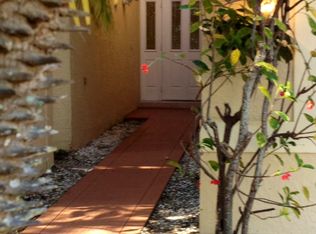 6621 Pond Apple Rd, Boca Raton, FL 33433