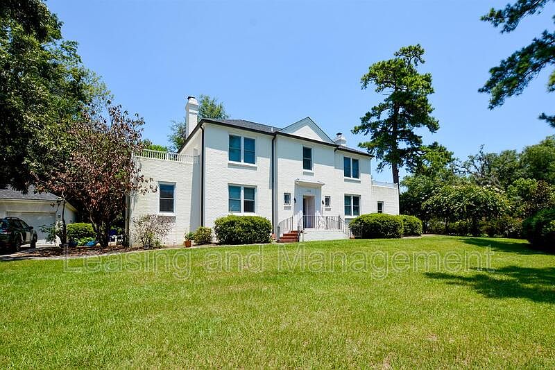 1st image of 1162 Buist Ave #A