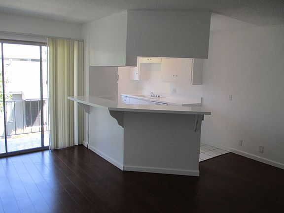 2nd image of 2484 Purdue Ave APT 6