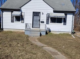 2738 Raskob St, Flint, MI 48504