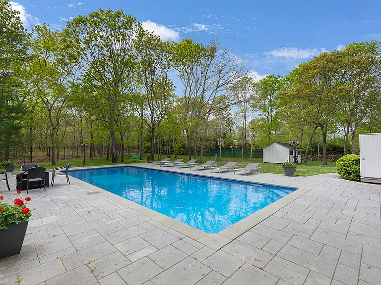 541 Wainscott Northwest Rd — Photo 17