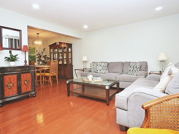 4th image of 1436 Coolidge St