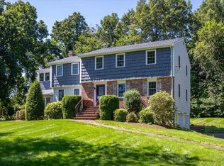44 Ellis St, Medway, MA 02053