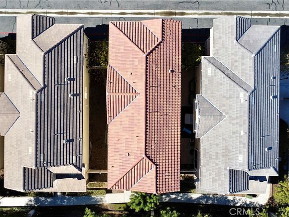 3rd image of 687 S Fillmore Ave