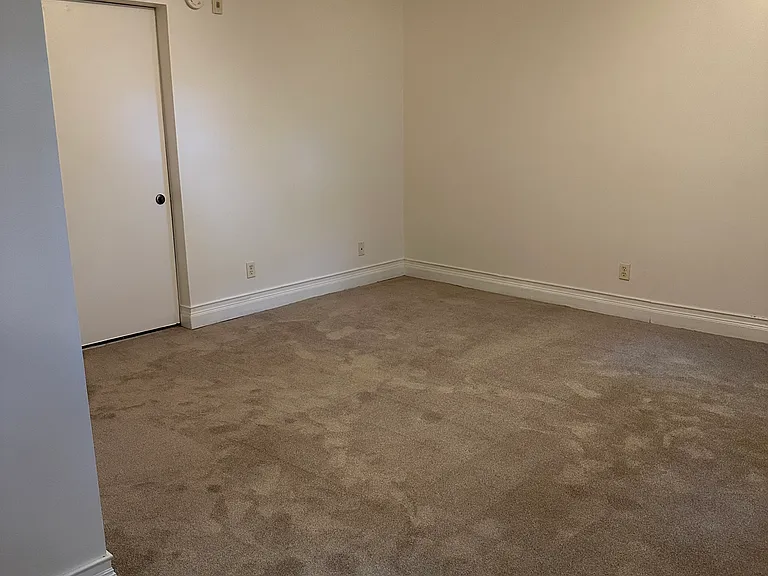 2609 Fremont Ave S #14 — Photo 9