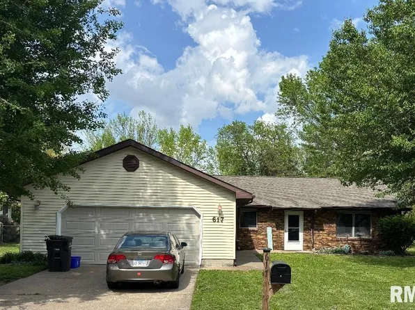 617 S Surrey Ln, Carbondale, IL 62901