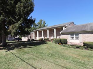 939 Main St #A1, Akron, PA 17501