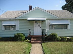 1st image of 916 Kinglet Ave