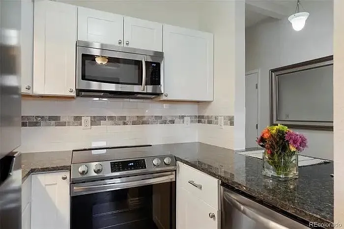 3233 Vallejo St #1A — Photo 11
