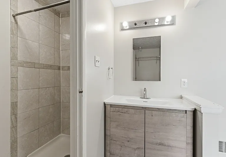 19 Hoban Ct — Photo 8