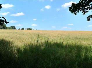 17654 Bundysburg Rd #E, Middlefield, OH 44062