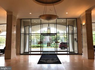 301 N Beauregard St APT 122, Alexandria, VA 22312