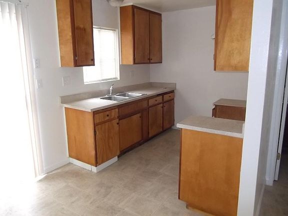 2nd image of 168 D St #B