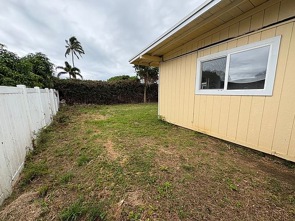 3rd image of 1034 Mokapu Blvd