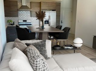 1545 S Fairfax Ave #PENTHOUSE 2, Los Angeles, CA 90019
